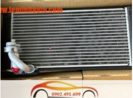 DÀN LẠNH SAU TOYOTA INNOVA 17